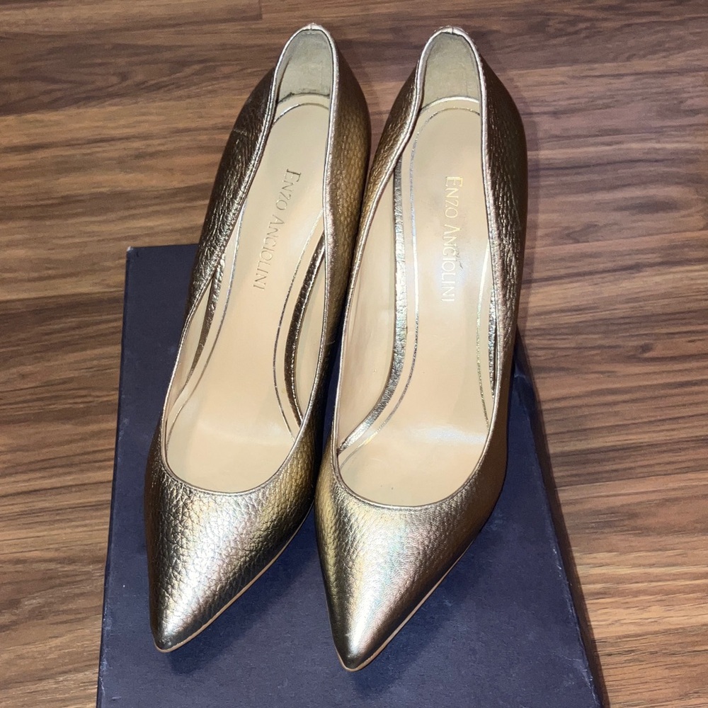 Enzo Angiolini Metallic Gold Heels